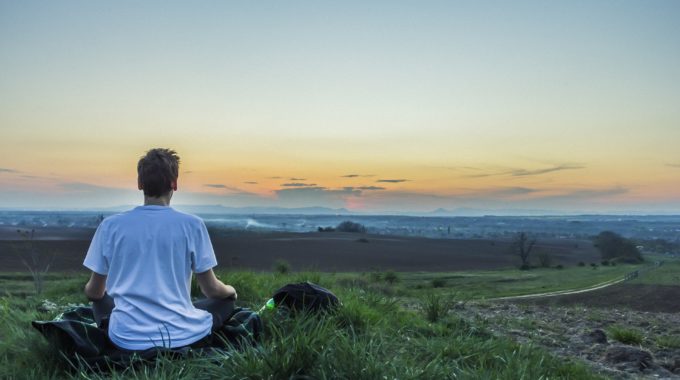 5 Ways To Use Meditation And Yoga For Better Sleep